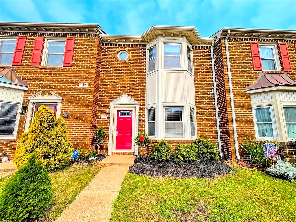 628 Creekside Ct, Chesapeake — photo