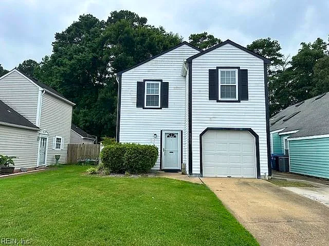 5404 Chatham Hall Dr, Virginia Beach — photo