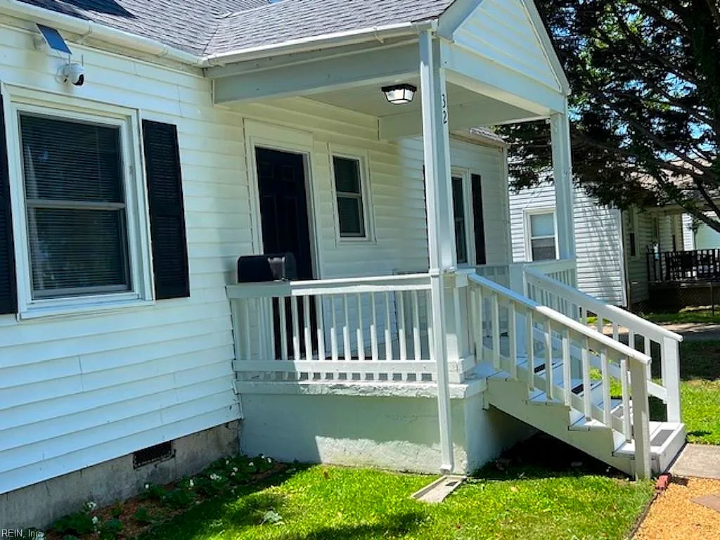 32 W. Southampton Ave, Hampton — photo