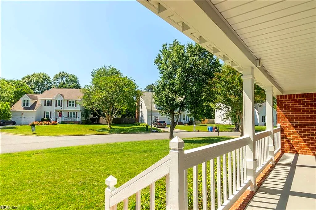 817 Doe Run Dr, Chesapeake — photo