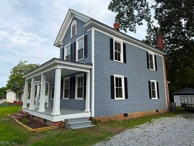 109 W Main St, Wakefield — photo