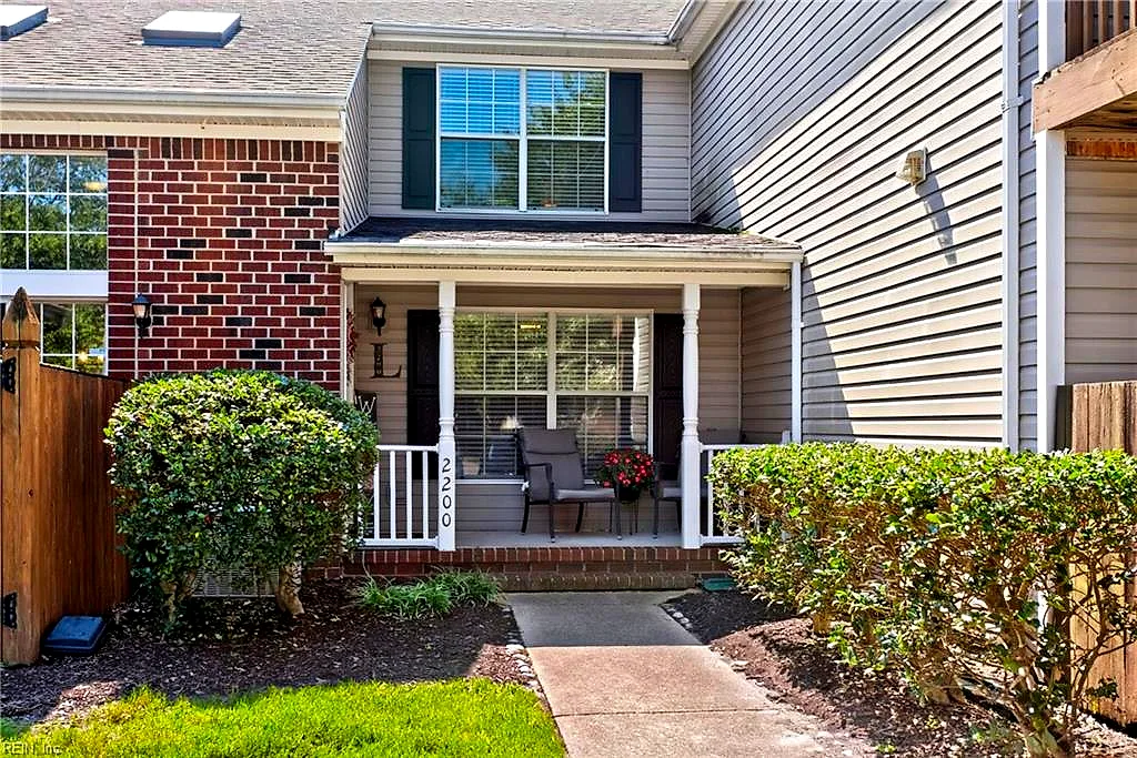 2200 Willow Point Arch, Chesapeake — photo