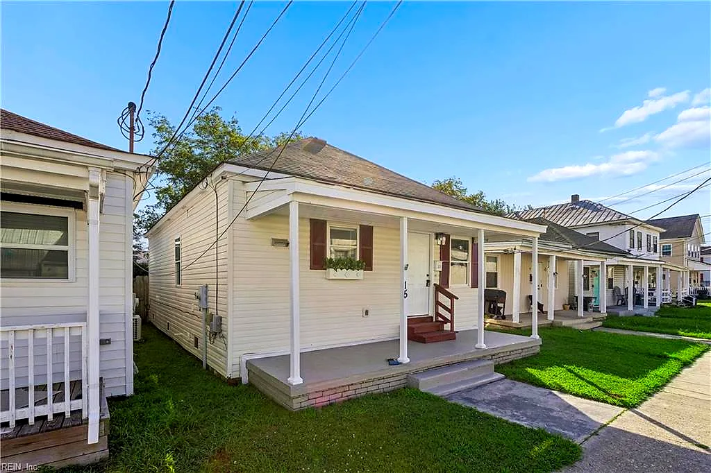 15 E Howard St, Hampton — photo