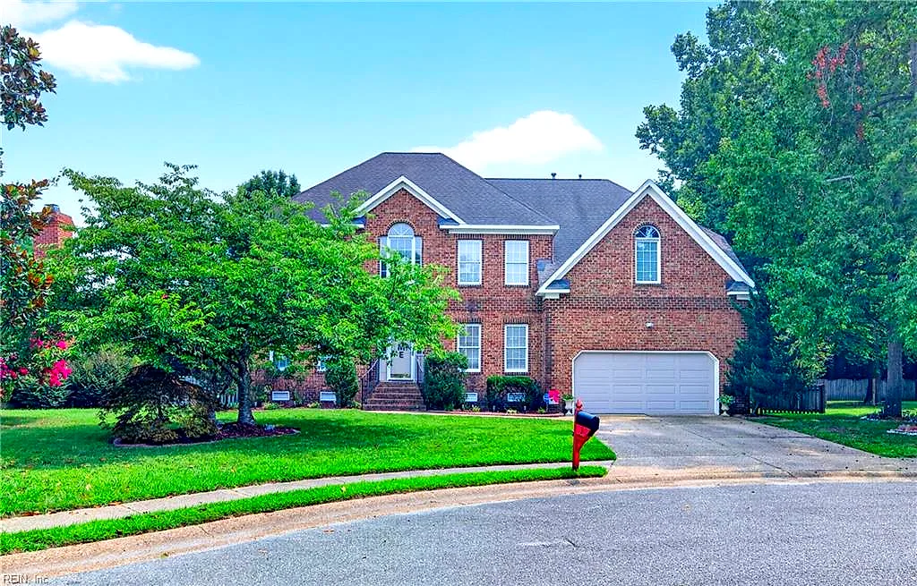3 Blackberry LN, HAMPTON VA 23669