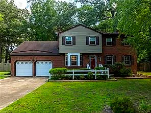 200 Walden Dr, Yorktown — photo