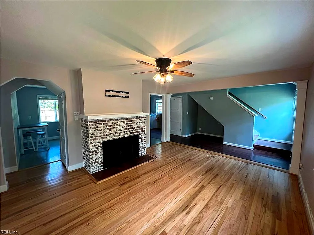 9535 Sherwood Pl, Norfolk — photo