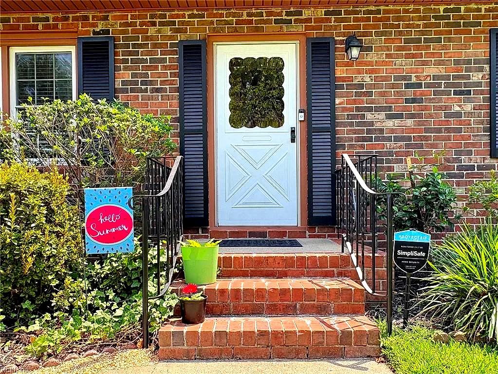 5213 Greenbrook Dr, Portsmouth — photo