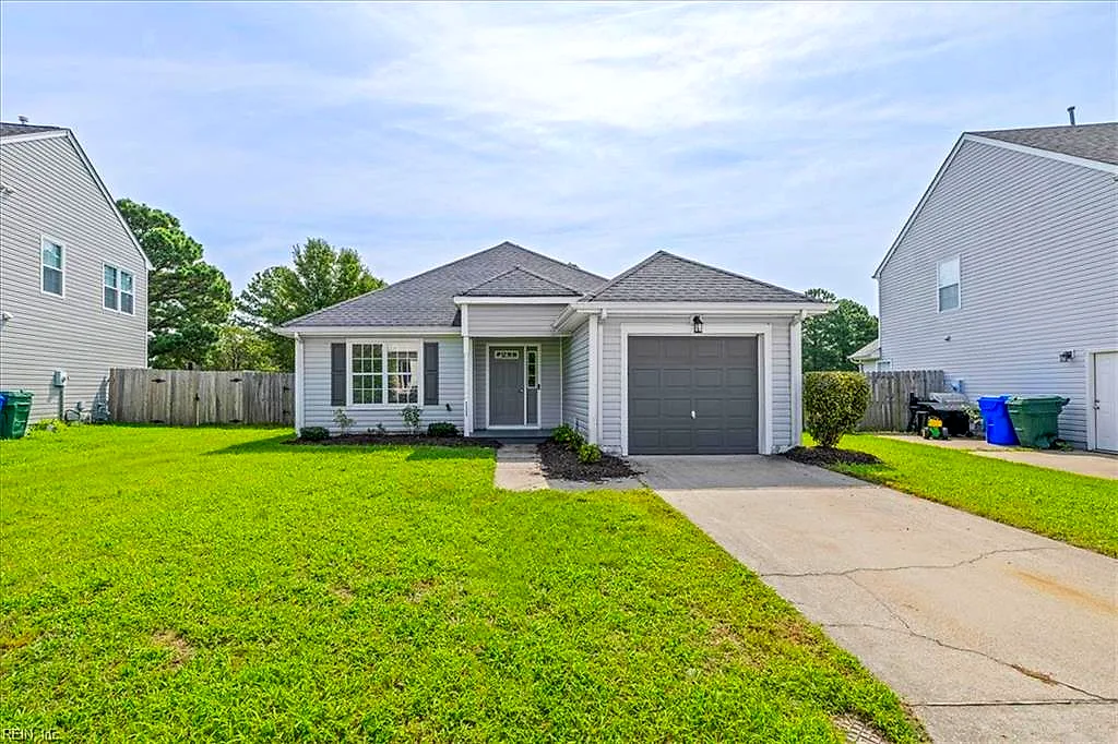 111 Dana DR, SUFFOLK VA 23434