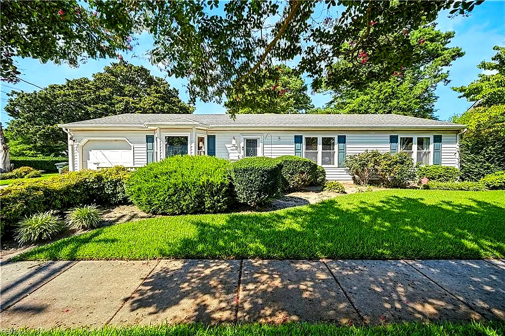 108 E Westmont AVE, NORFOLK VA 23503