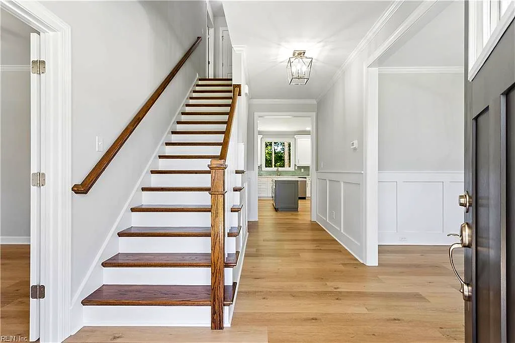 111 Mill Rd, Yorktown — photo