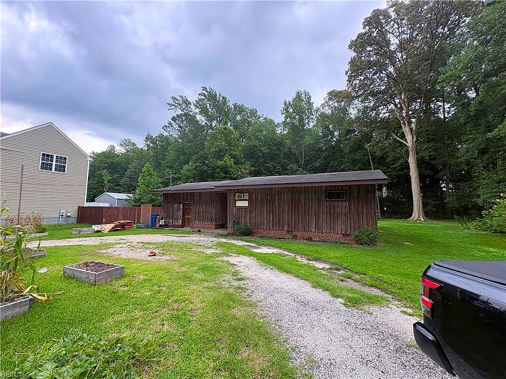 3609 Parr LN, CHESAPEAKE VA 23323