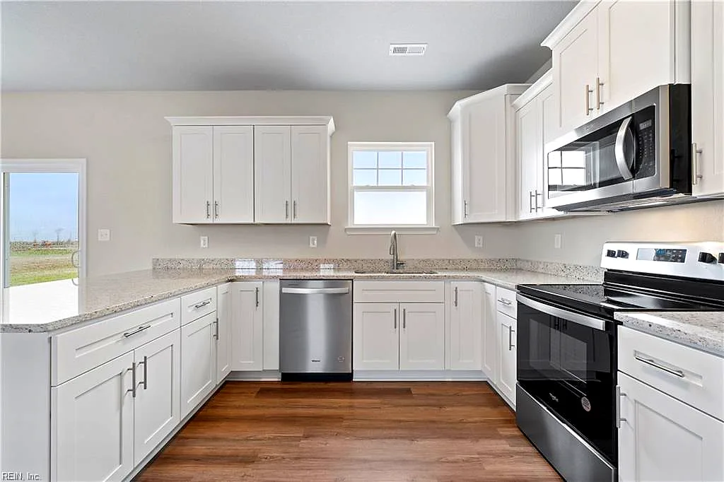 207 Strawberry Acres Dr, Elizabeth City — photo