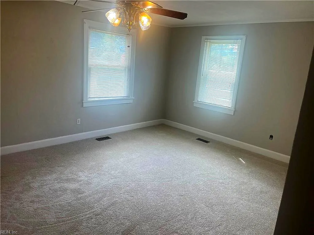 401 Shenandoah Rd, Hampton — photo