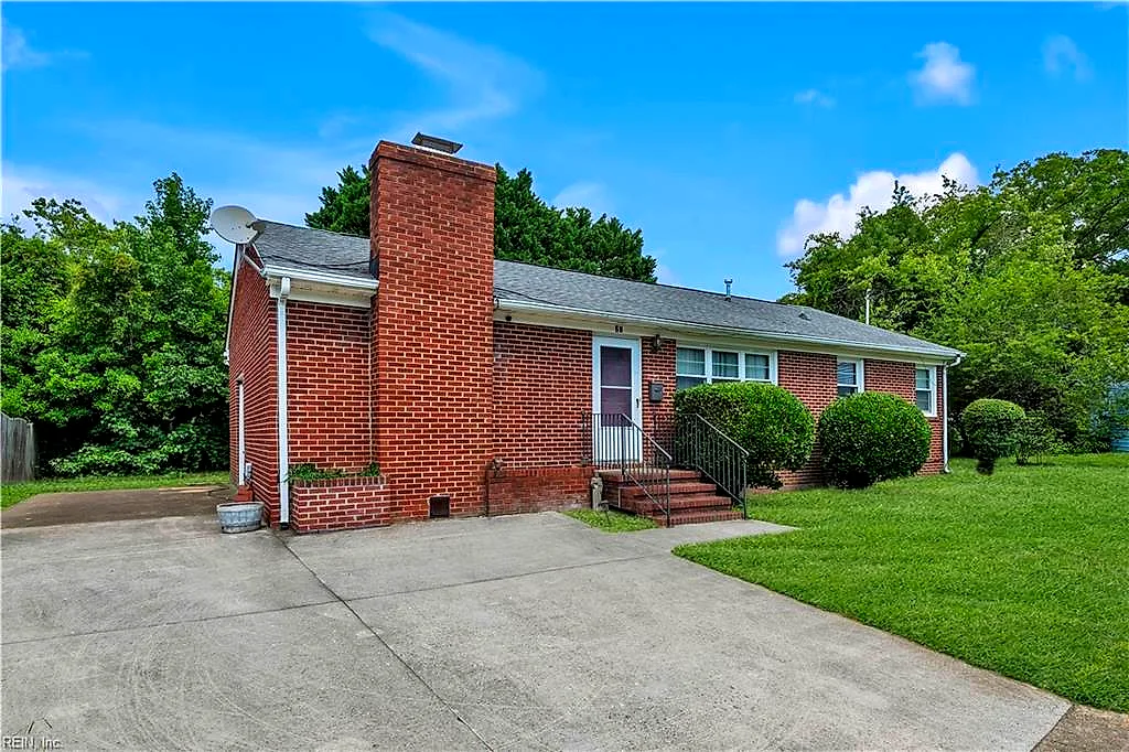 21 Corey Cir, Hampton — photo