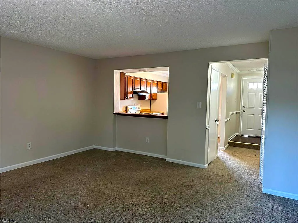 4711 Whitetail Ct, Virginia Beach — photo