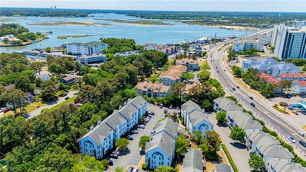 3201 Jade Ct #103, Virginia Beach — photo