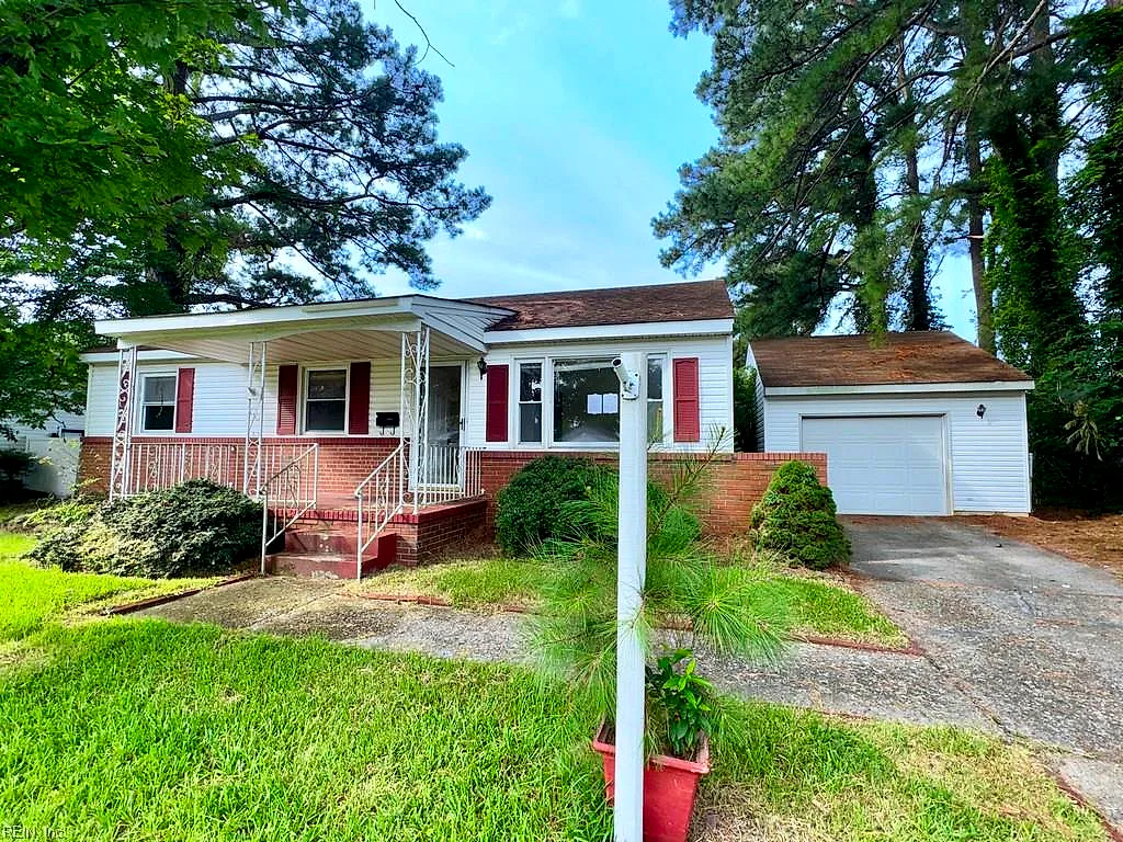 1520 Blanche DR, PORTSMOUTH VA 23701