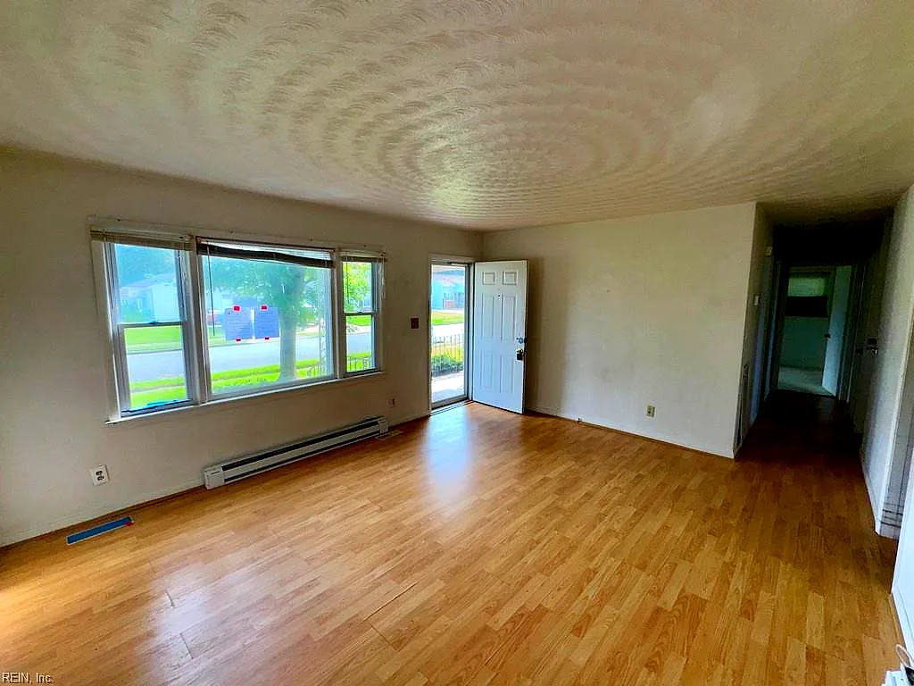 1520 Blanche Dr, Portsmouth — photo