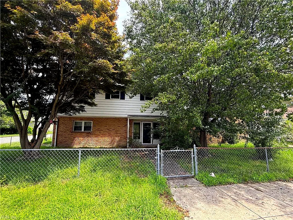 648 Hemlock AVE, HAMPTON VA 23661