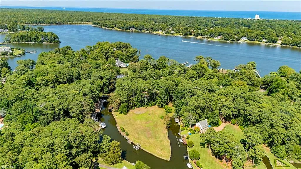 1519 Duke Of Windsor Rd, Virginia Beach — photo