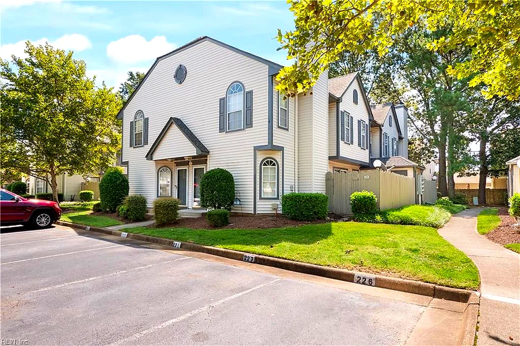 4809 Shallowford CIR, VIRGINIA BEACH VA 23462