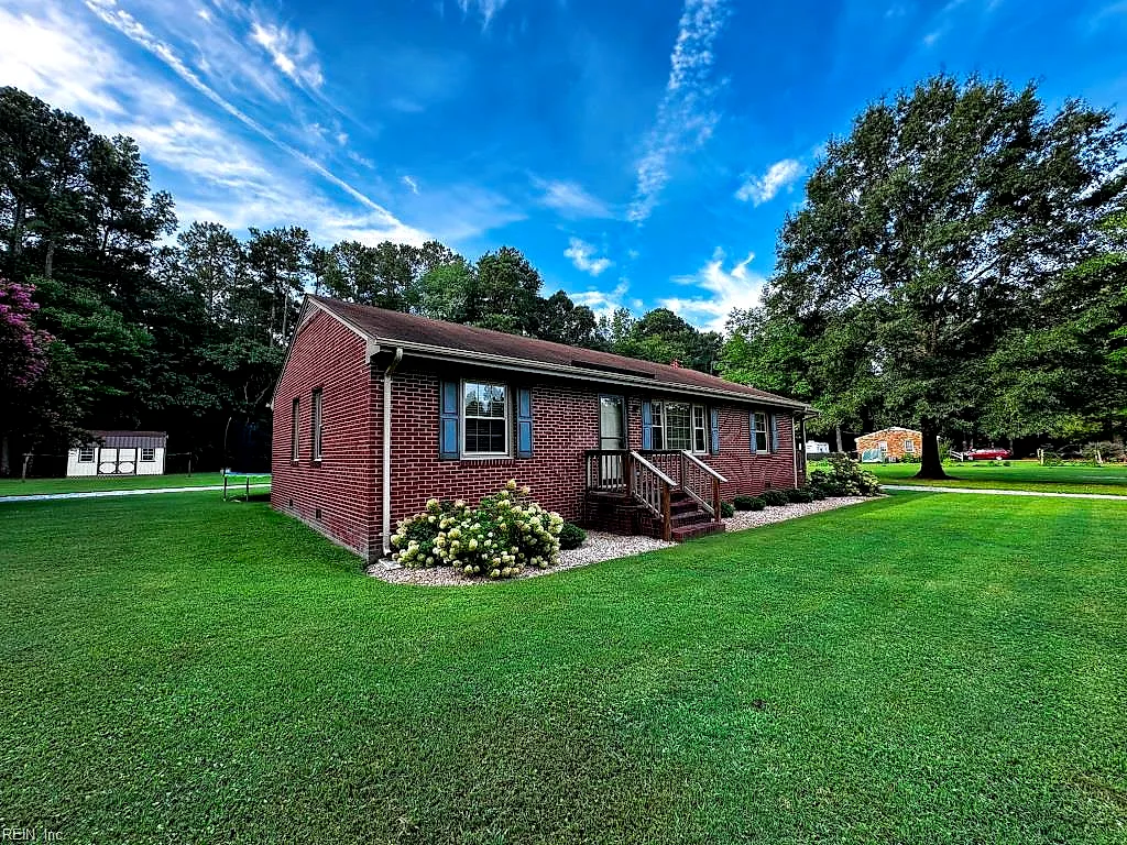27005 Meherrin Rd, Capron — photo