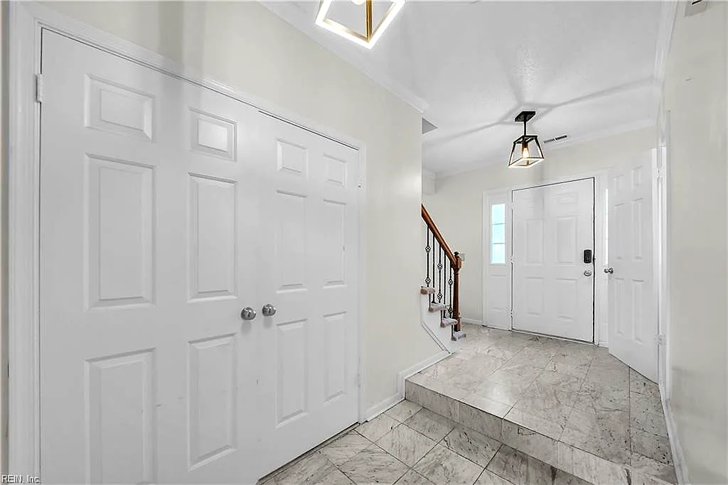 884 Melrose Ter, Newport News — photo