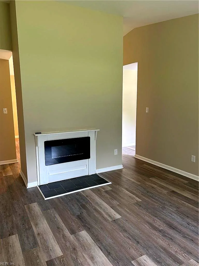 507 Great Park Dr, Newport News — photo