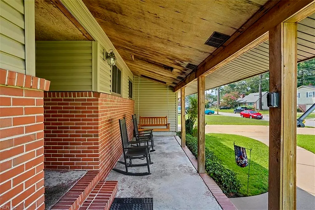 3741 Harton Rd, Virginia Beach — photo