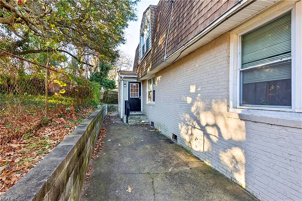 1005 Hillside Ave #1, Norfolk — photo