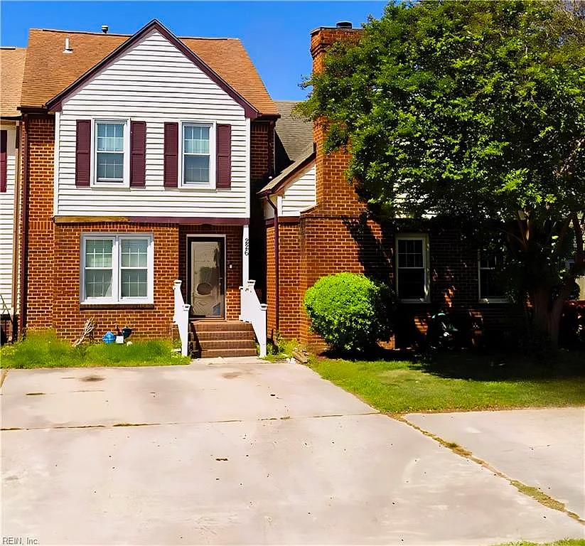 226 Wexford Dr Dr W, Suffolk — photo