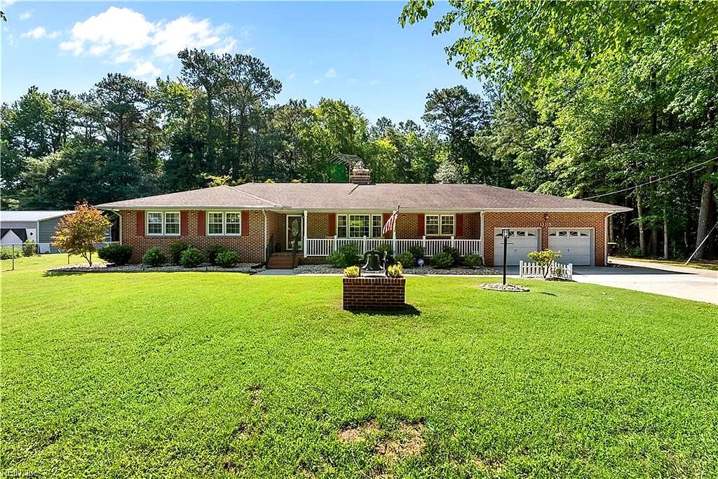 13315 Courthouse HWY, SMITHFIELD VA 23430