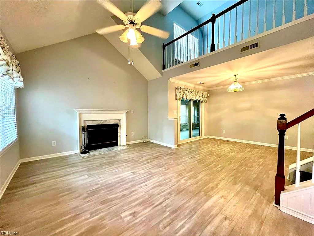 902 Shoreline PT, NEWPORT NEWS VA 23602