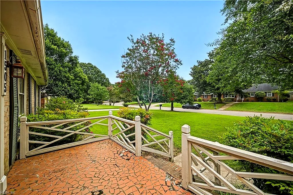 1505 Baycliff Ln, Virginia Beach — photo