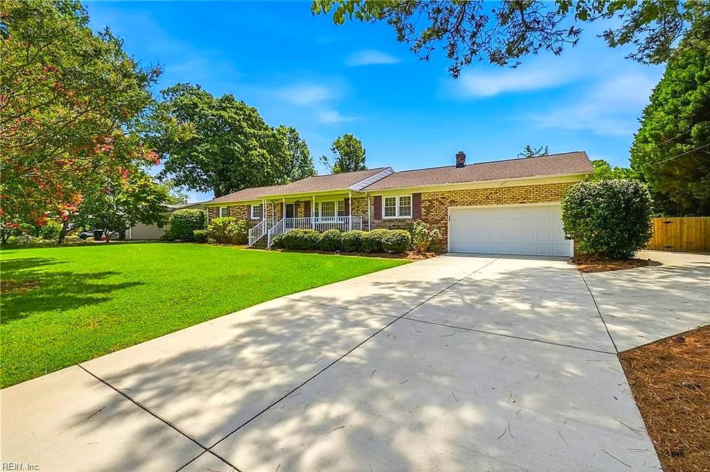 2425 Inlynnview Rd, Virginia Beach — photo