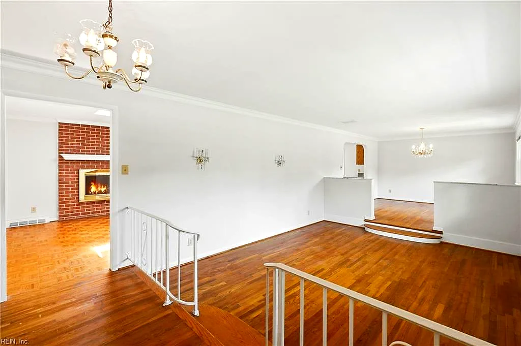 2425 Inlynnview Rd, Virginia Beach — photo