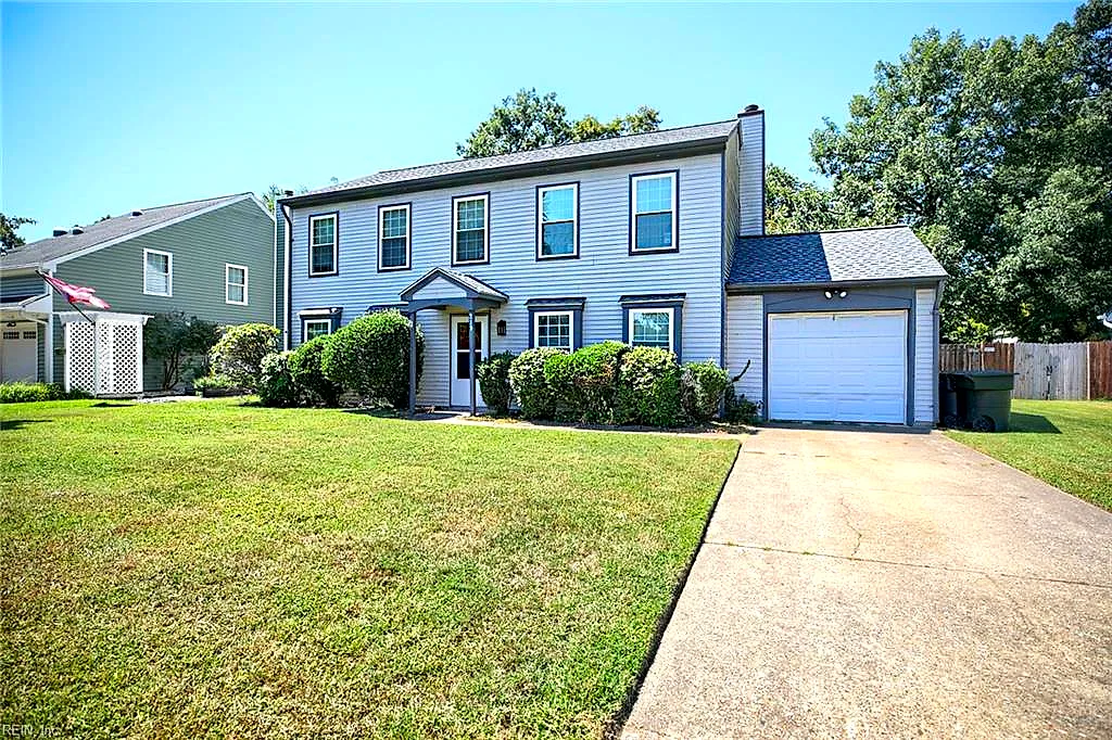 219 Springdale Way, Hampton — photo