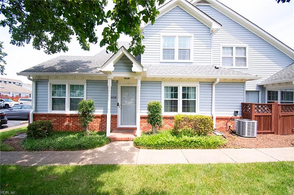 5245 Lake Victoria ARCH, VIRGINIA BEACH VA 23464