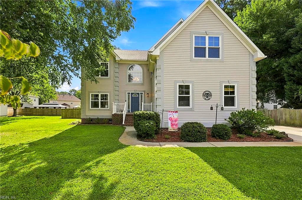 1805 Crestwynd DR, CHESAPEAKE VA 23322