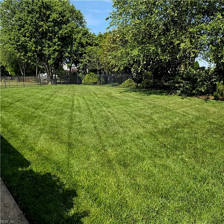 3119 Summerhouse Dr, Suffolk — photo