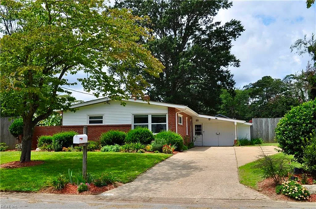 813 Davenport Ln, Virginia Beach — photo