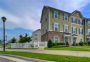 890 Olmstead St, Chesapeake — photo