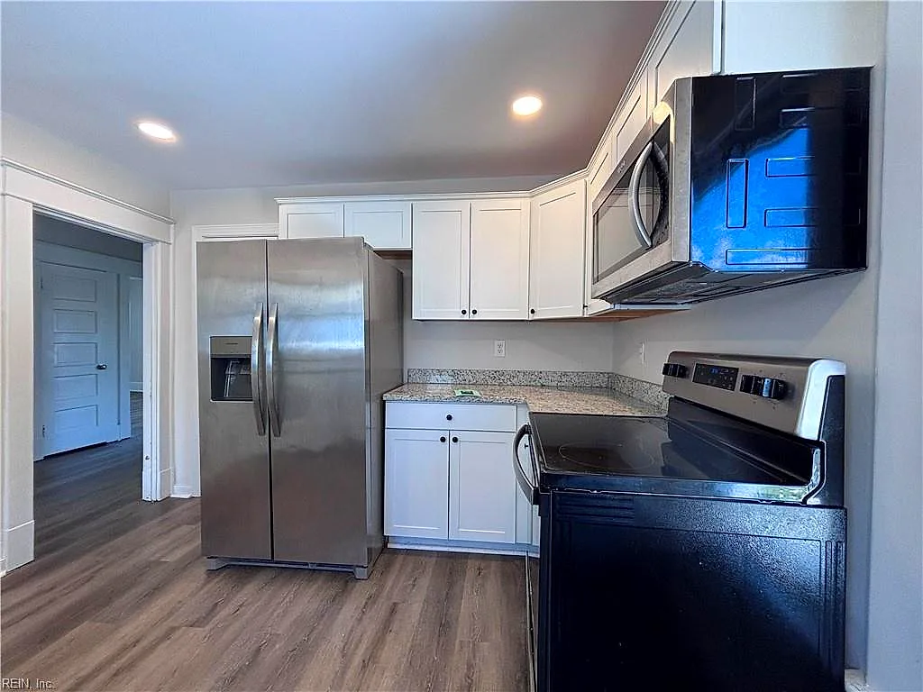 1307 Holly Ave #B, Chesapeake — photo