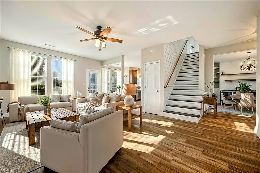 207 Holbrook ARCH, SUFFOLK VA 23434