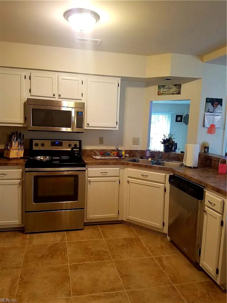 1001 Shoal Creek Trail Trl, Chesapeake — photo