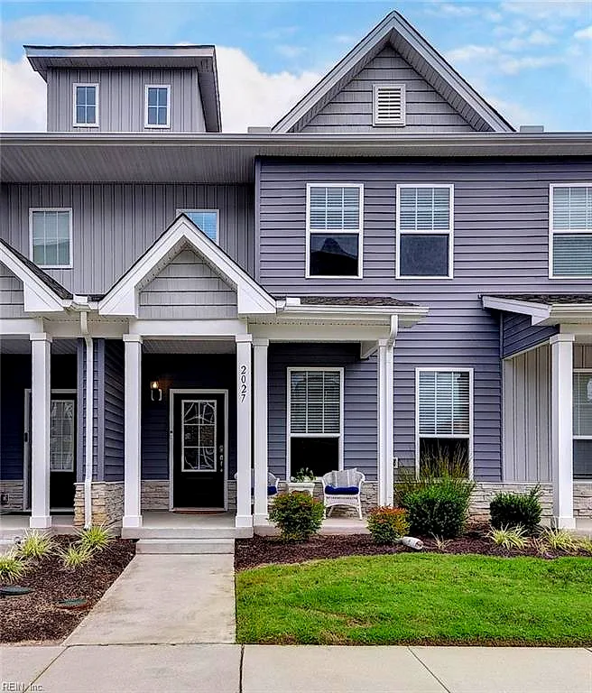 2027 Chartwell DR, NEWPORT NEWS VA 23608