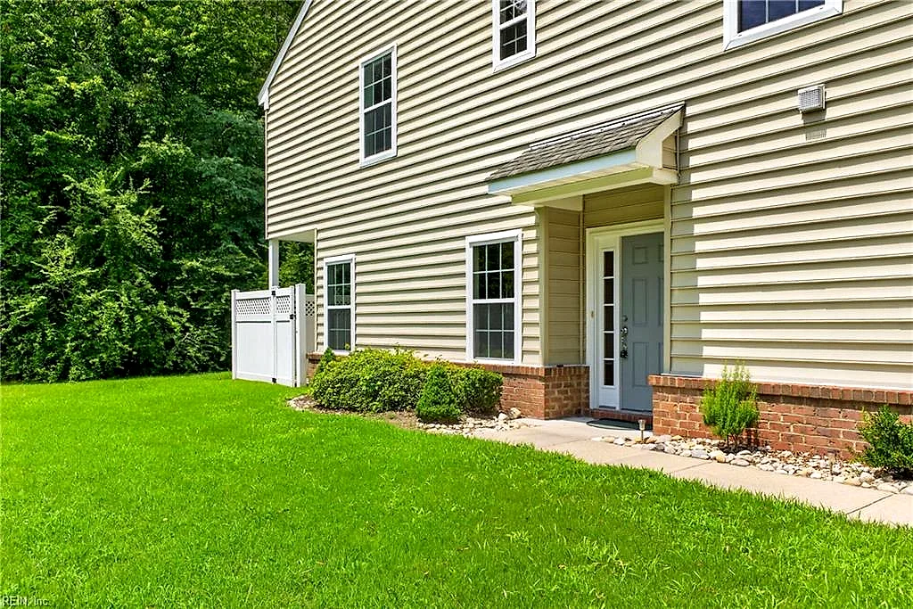 3772 Pear Orchard Way, Suffolk — photo