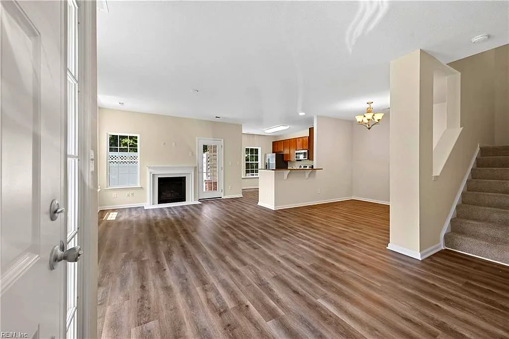 3772 Pear Orchard Way, Suffolk — photo