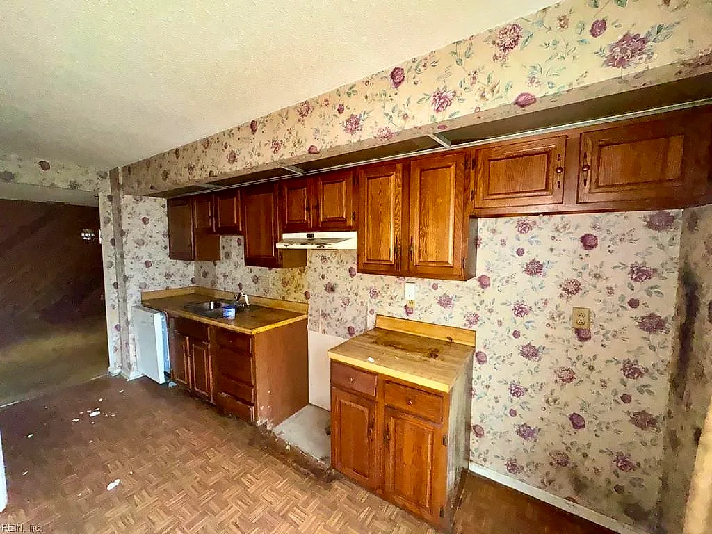 5100 Ellesmere Ct, Virginia Beach — photo