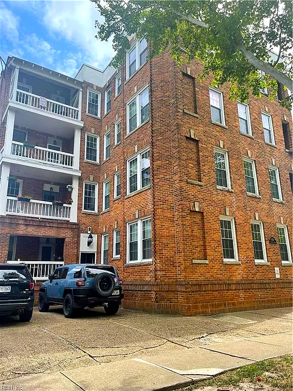 610 W Princess Anne Rd #B2, Norfolk — photo